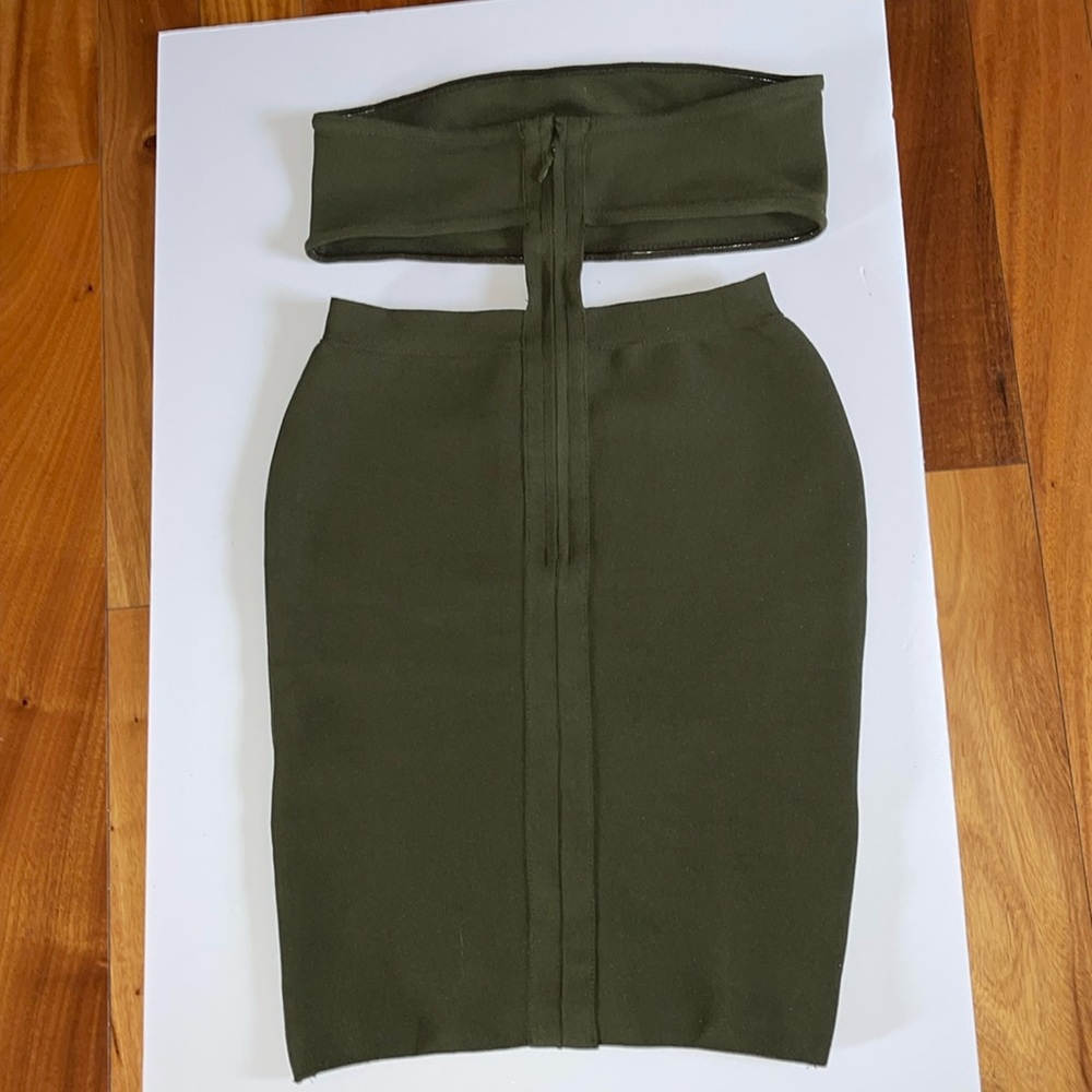 Tic Toc Size S NWT olive green  bandage dress - Picture 4 of 6